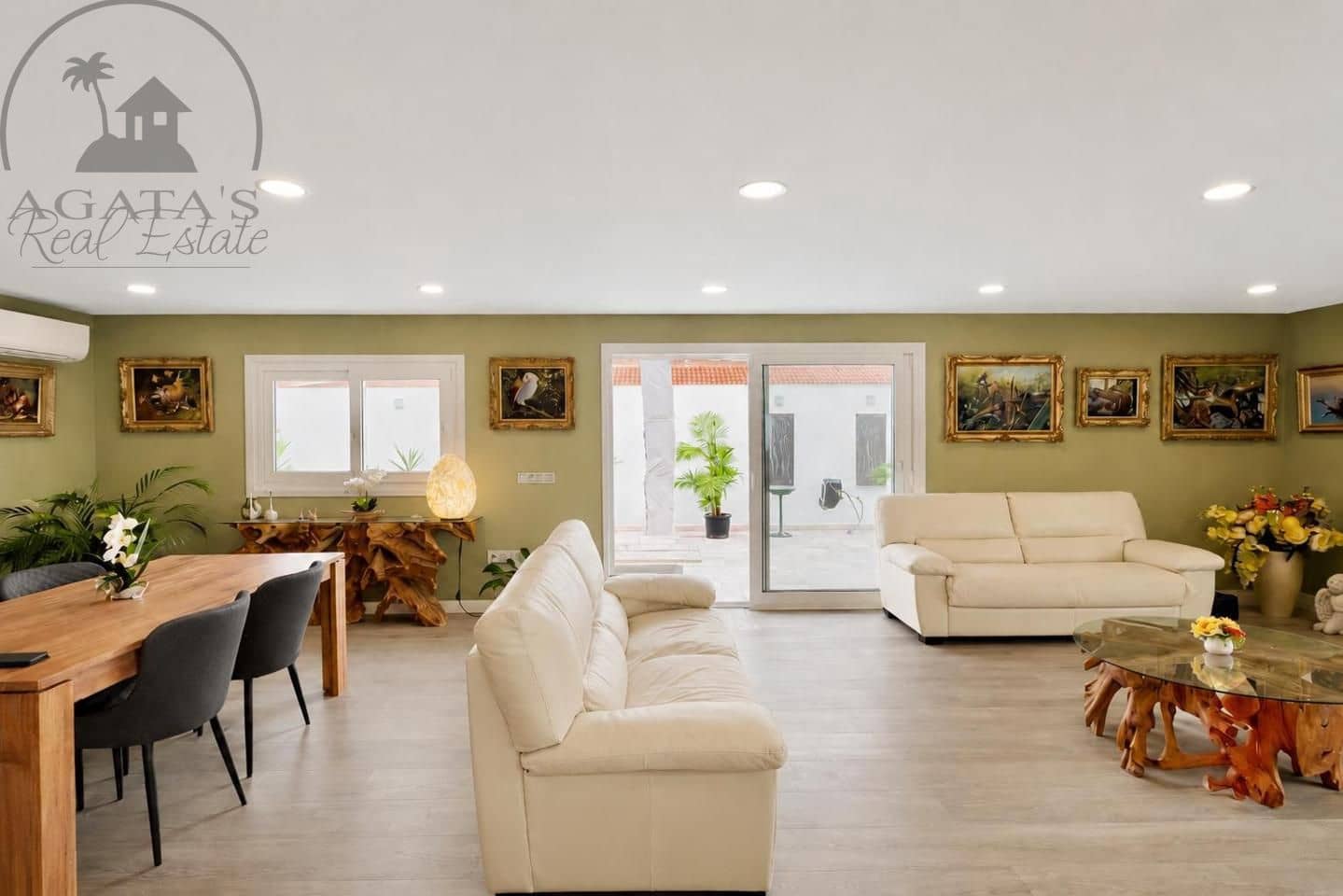 3 soveværelse Villa til salg i Los Realejos med garage - € 775.000 (Ref: 9873915)