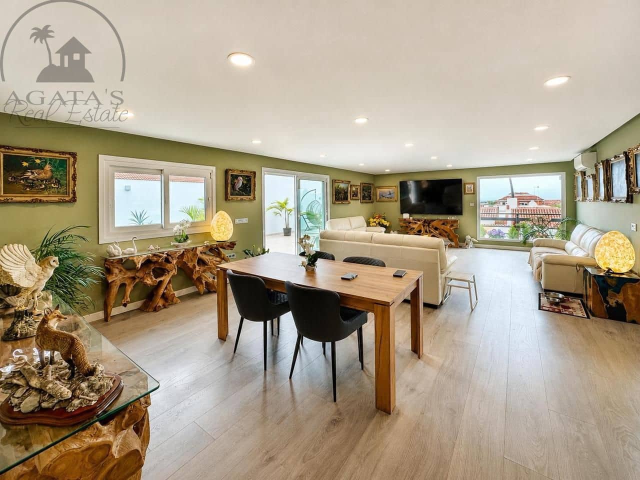 3 soveværelse Villa til salg i Los Realejos med garage - € 775.000 (Ref: 9873915)