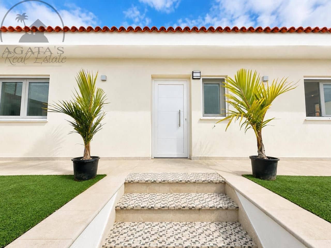 3 soveværelse Villa til salg i Los Realejos med garage - € 775.000 (Ref: 9873915)