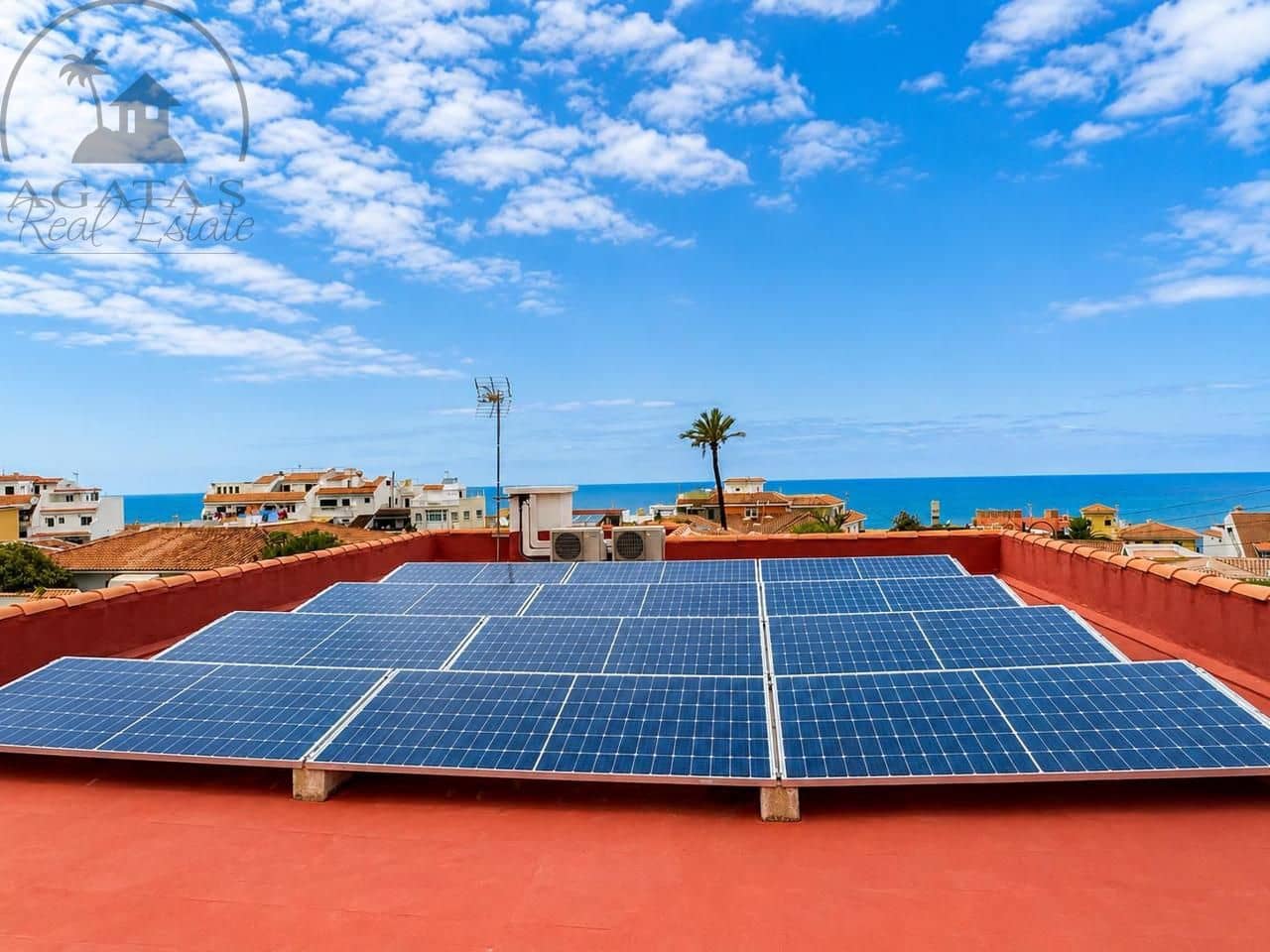 3 soveværelse Villa til salg i Los Realejos med garage - € 775.000 (Ref: 9873915)