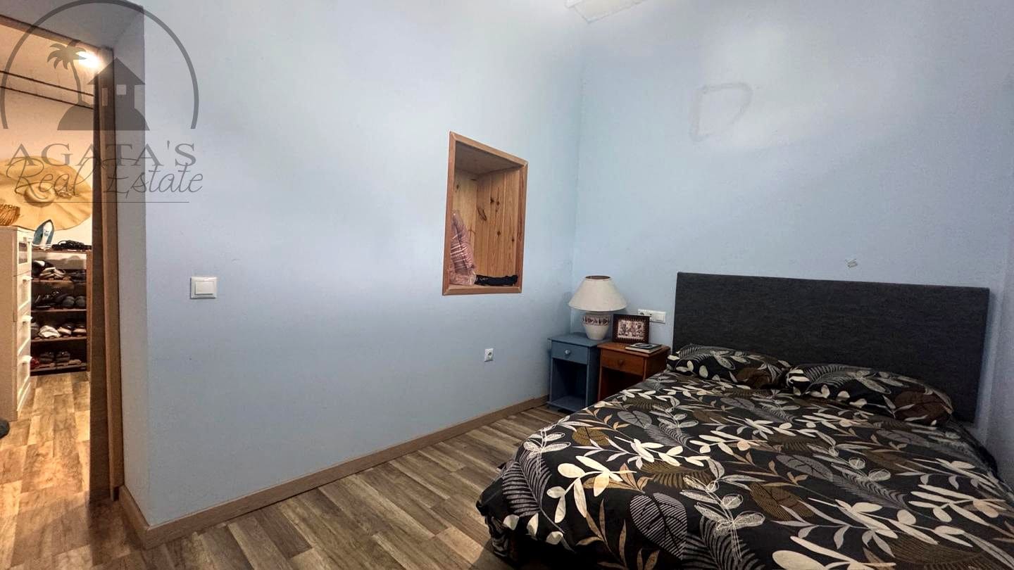 4 chambre Finca/Maison de Campagne à vendre à Icod de los Vinos avec garage - 295 000 € (Ref: 9880459)