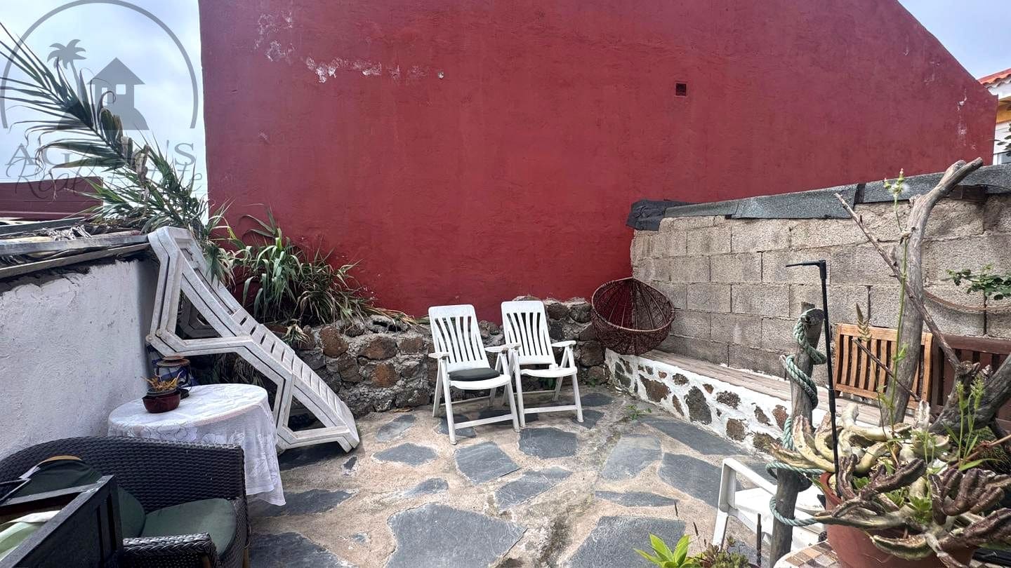 4 chambre Finca/Maison de Campagne à vendre à Icod de los Vinos avec garage - 295 000 € (Ref: 9880459)