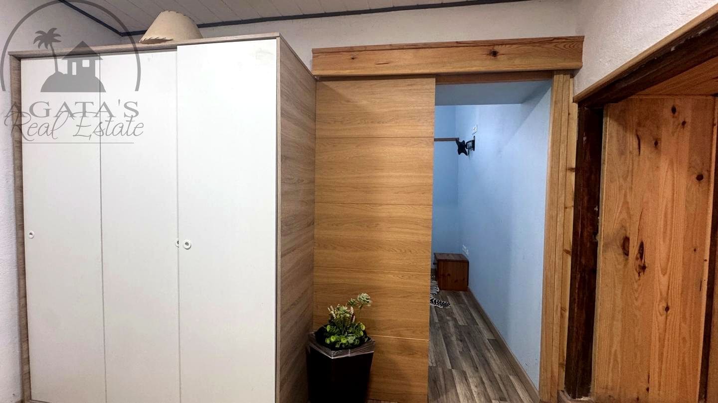 4 chambre Finca/Maison de Campagne à vendre à Icod de los Vinos avec garage - 295 000 € (Ref: 9880459)