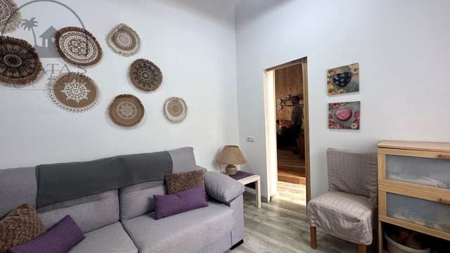4 chambre Finca/Maison de Campagne à vendre à Icod de los Vinos - 295 000 € (Ref: 9880459)