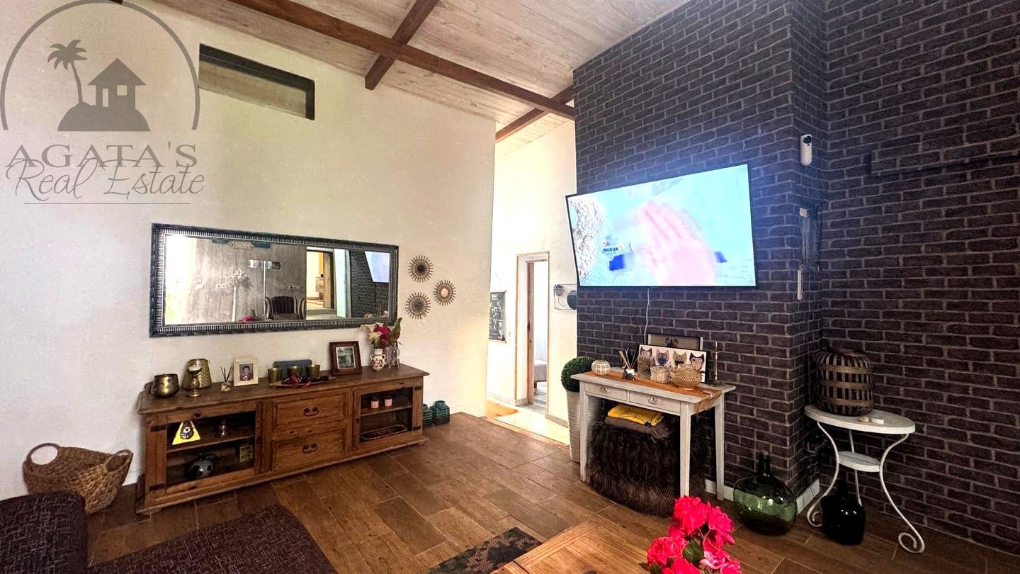 4 chambre Finca/Maison de Campagne à vendre à Icod de los Vinos avec garage - 295 000 € (Ref: 9880459)