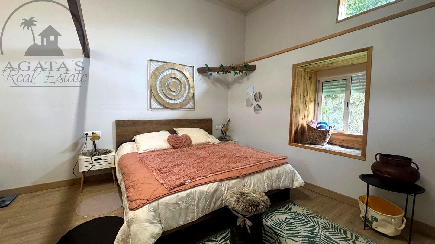 4 chambre Finca/Maison de Campagne à vendre à Icod de los Vinos avec garage - 295 000 € (Ref: 9880459)