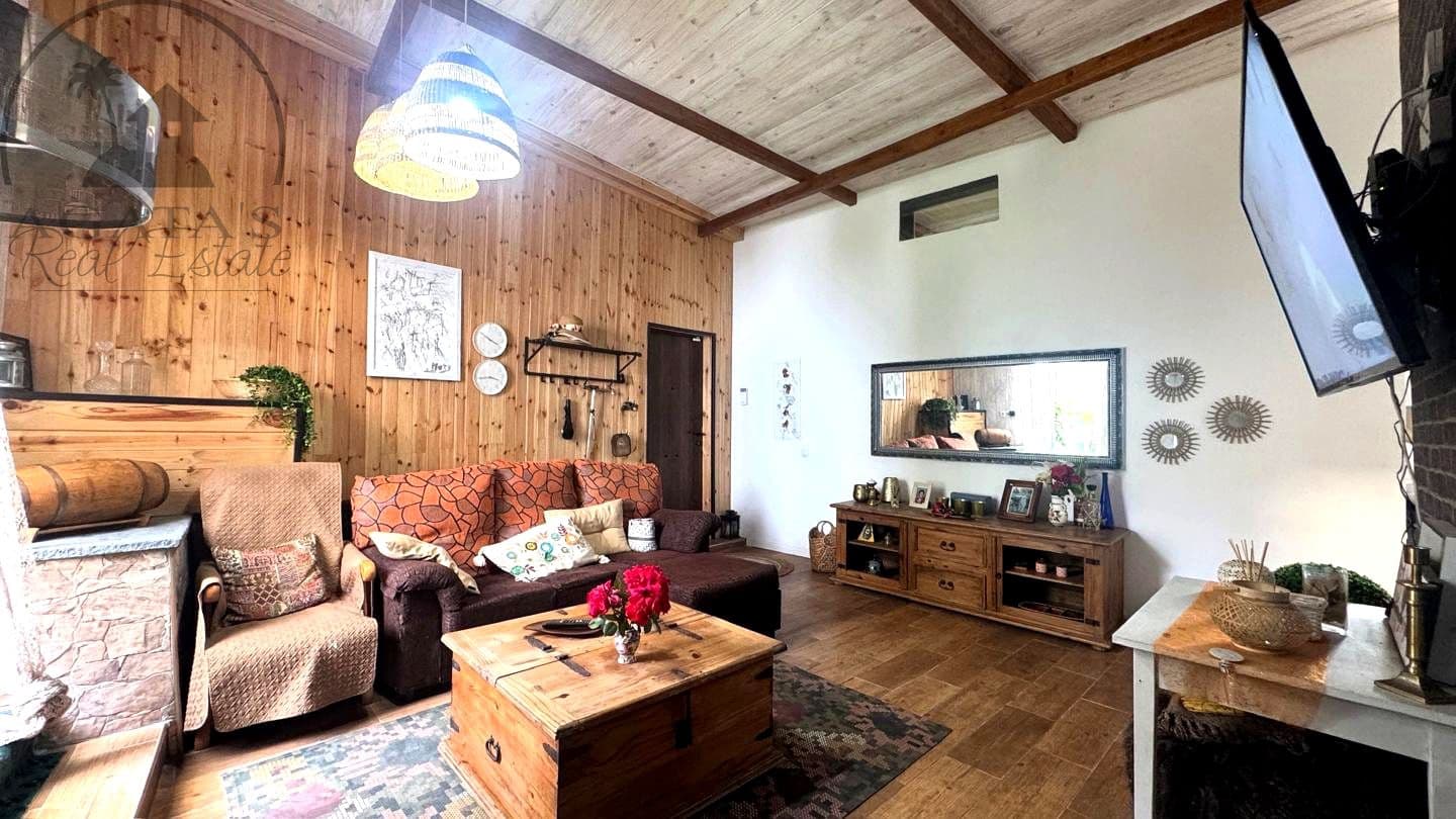4 chambre Finca/Maison de Campagne à vendre à Icod de los Vinos avec garage - 295 000 € (Ref: 9880459)