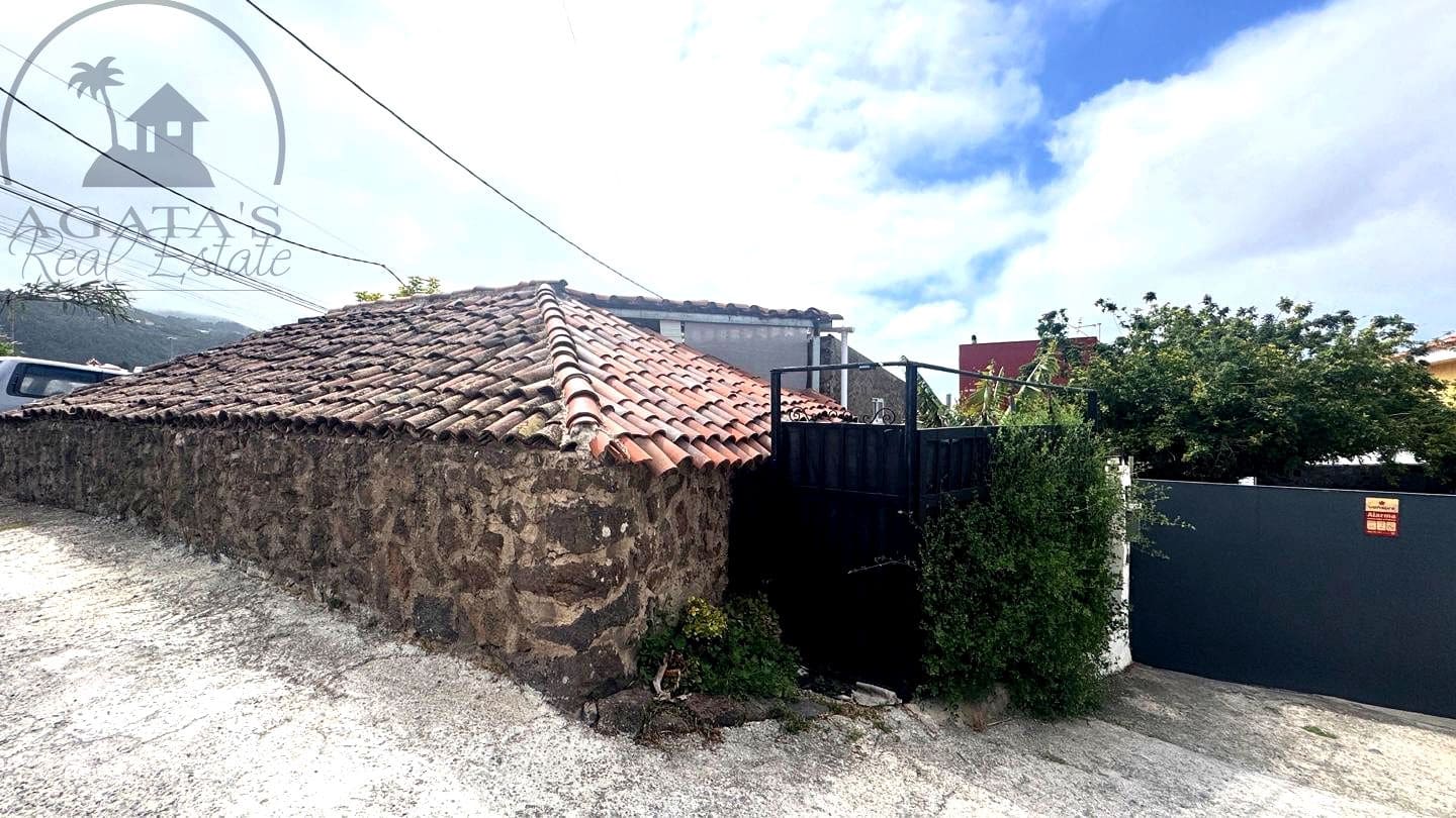 4 chambre Finca/Maison de Campagne à vendre à Icod de los Vinos avec garage - 295 000 € (Ref: 9880459)