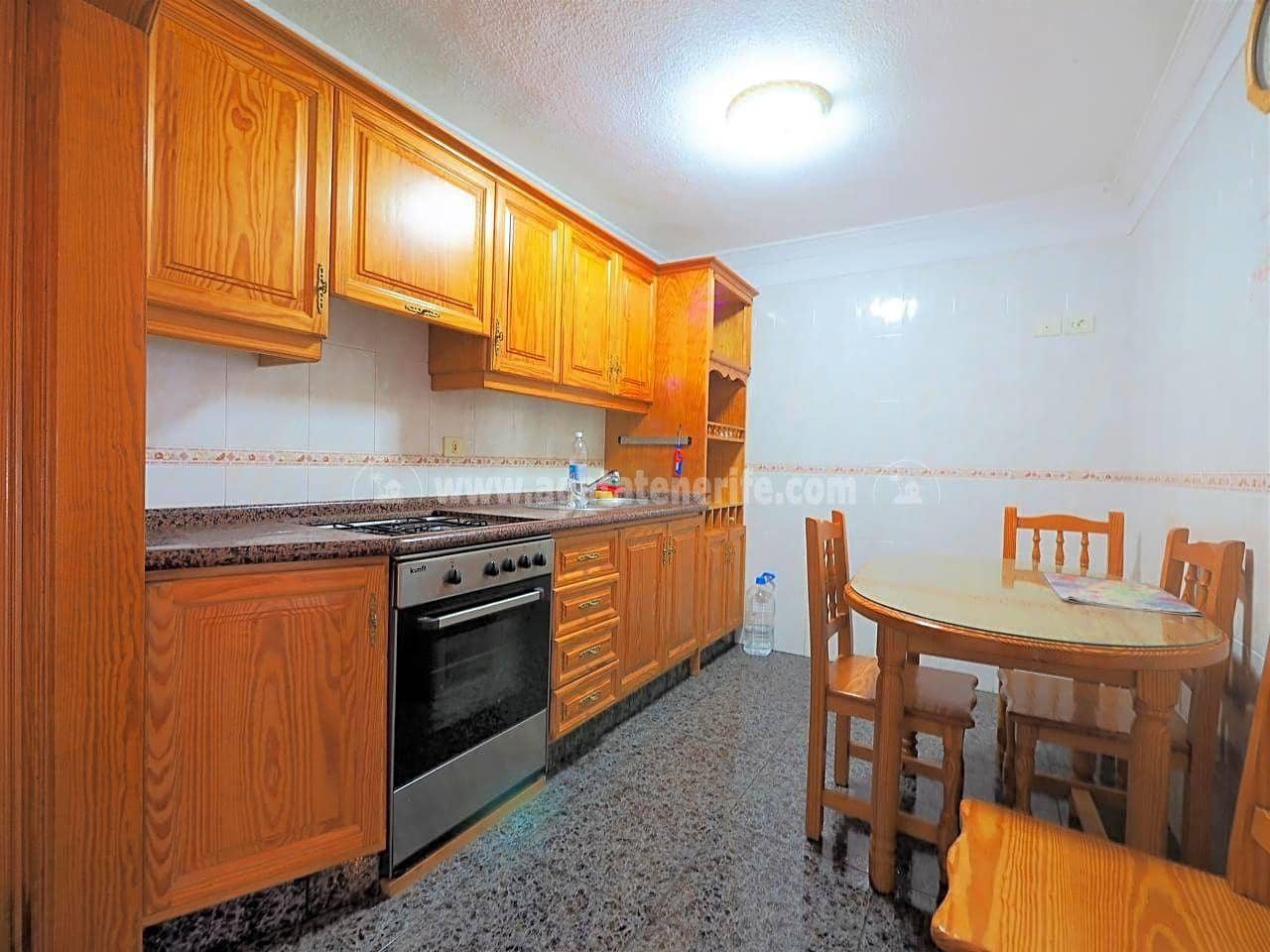 3 bedroom Villa for sale in Icod de los Vinos - € 170,000 (Ref: 9883618)