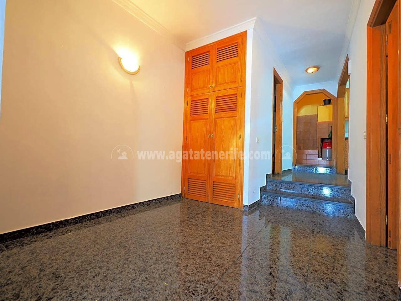 3 bedroom Villa for sale in Icod de los Vinos - € 170,000 (Ref: 9883618)