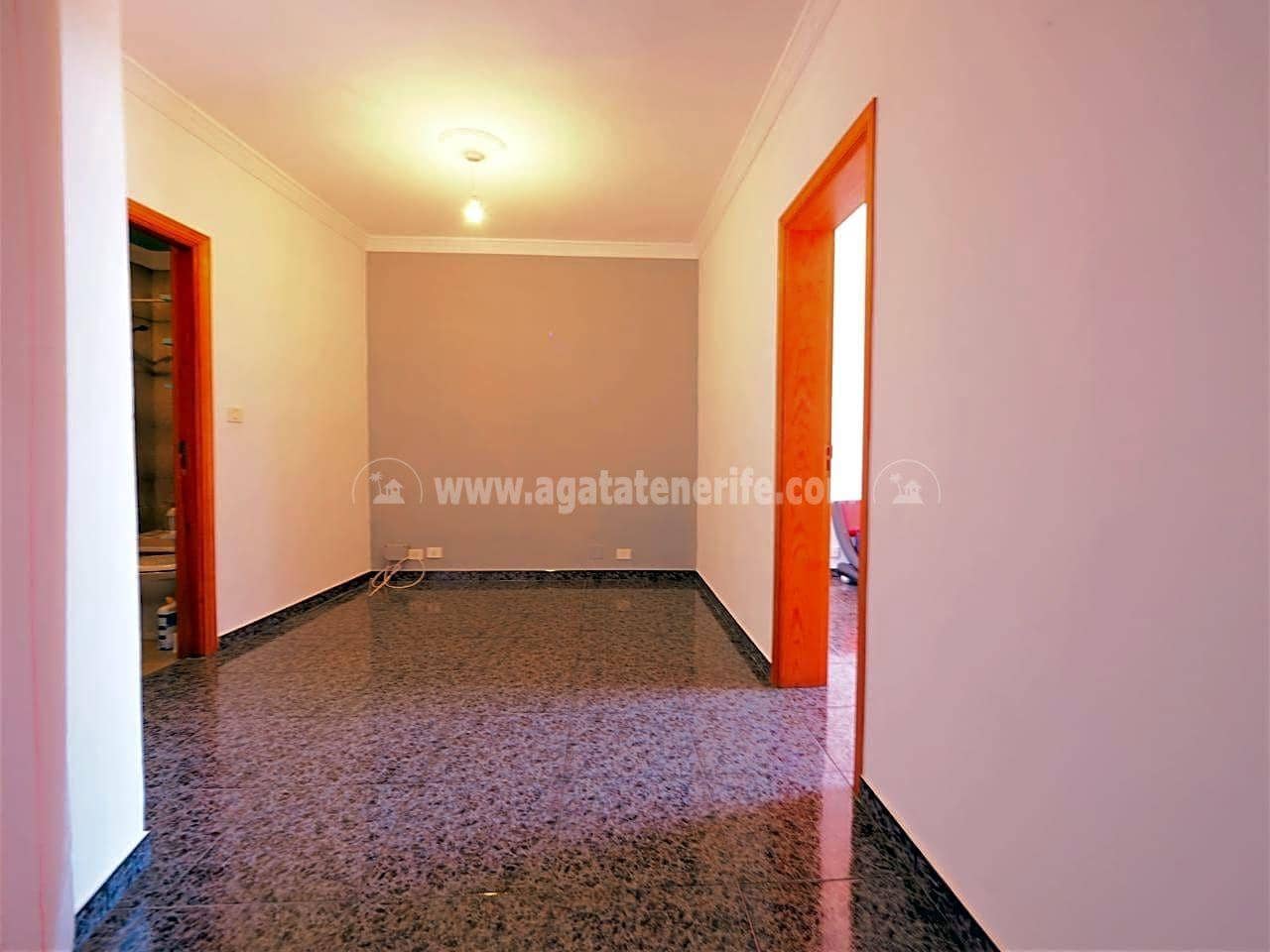 3 bedroom Villa for sale in Icod de los Vinos - € 170,000 (Ref: 9883618)
