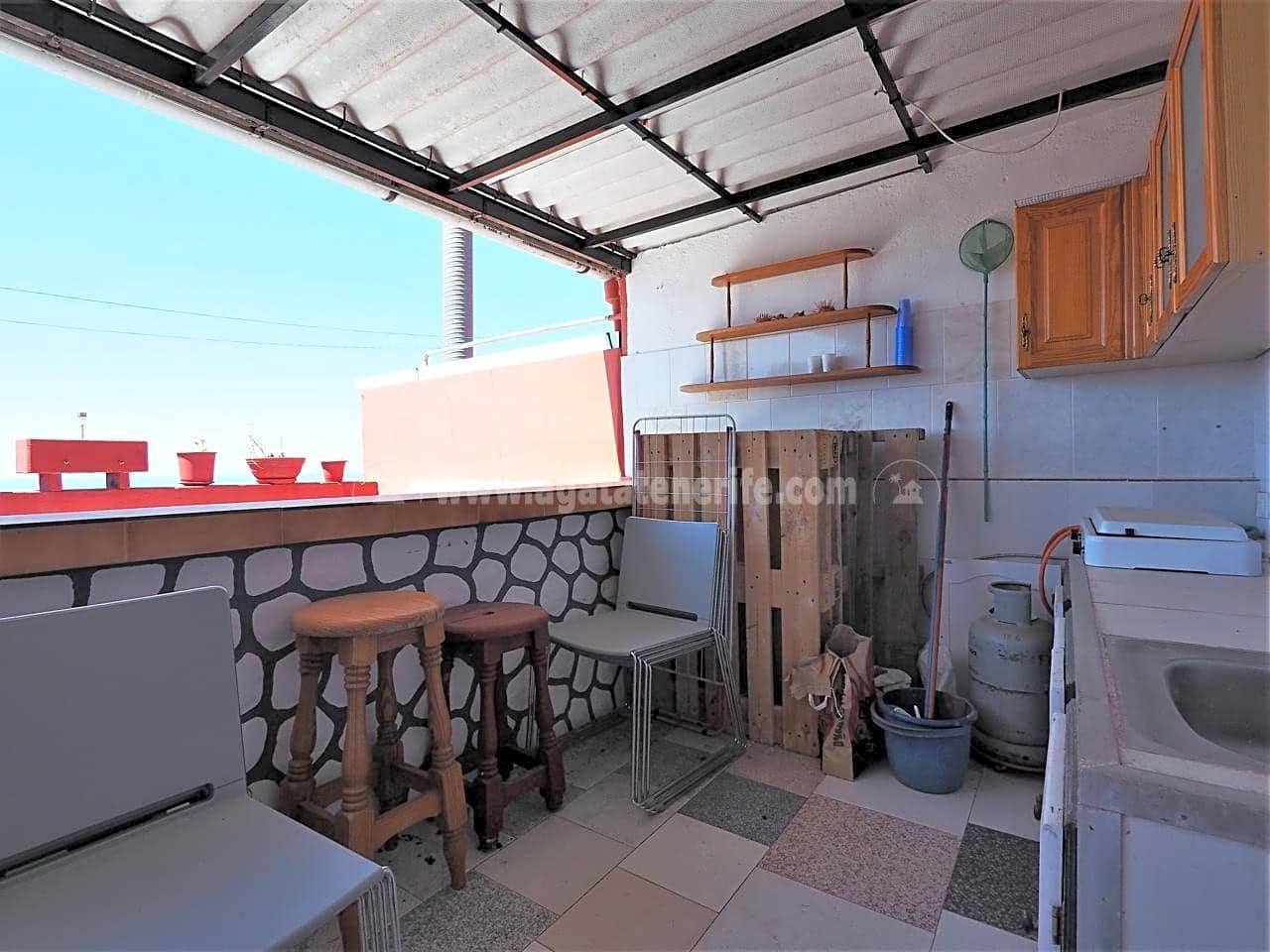 3 bedroom Villa for sale in Icod de los Vinos - € 170,000 (Ref: 9883618)
