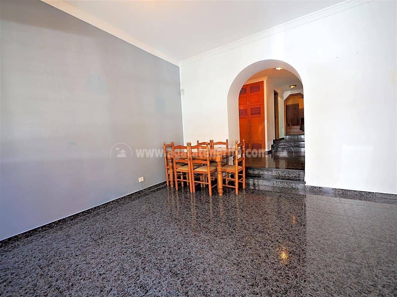 3 bedroom Villa for sale in Icod de los Vinos - € 170,000 (Ref: 9883618)
