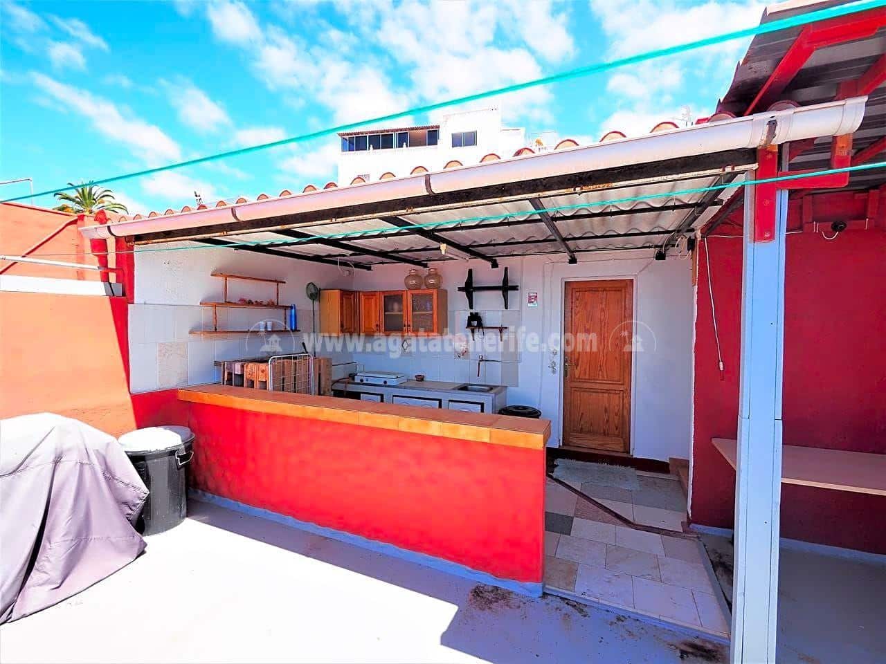 3 bedroom Villa for sale in Icod de los Vinos - € 170,000 (Ref: 9883618)