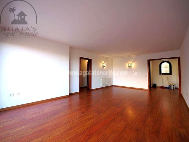 3 slaapkamer Flat te huur in Puerto de la Cruz met zwembad garage - € 1.900 (Ref: 9889486)