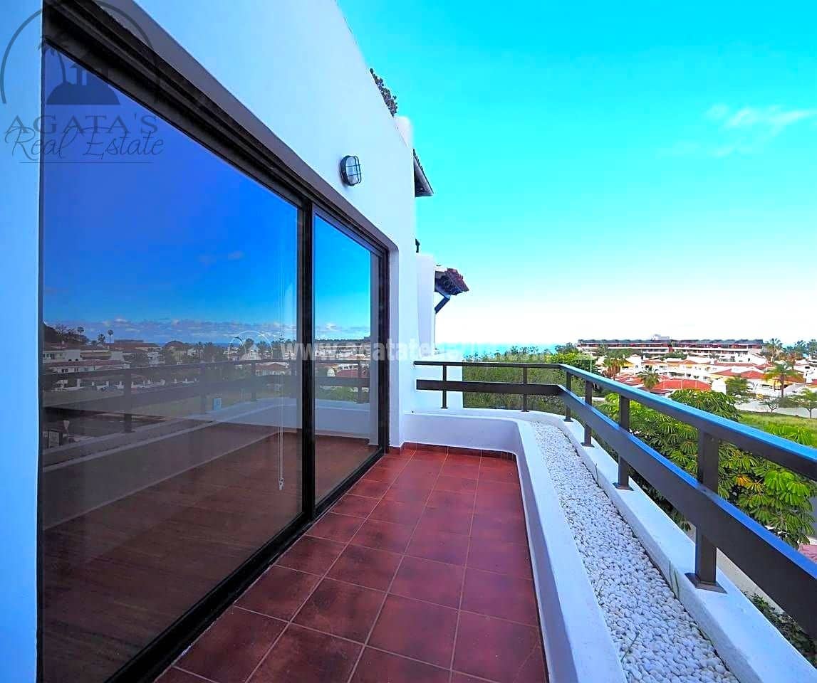3 slaapkamer Flat te huur in Puerto de la Cruz met zwembad garage - € 1.900 (Ref: 9889486)
