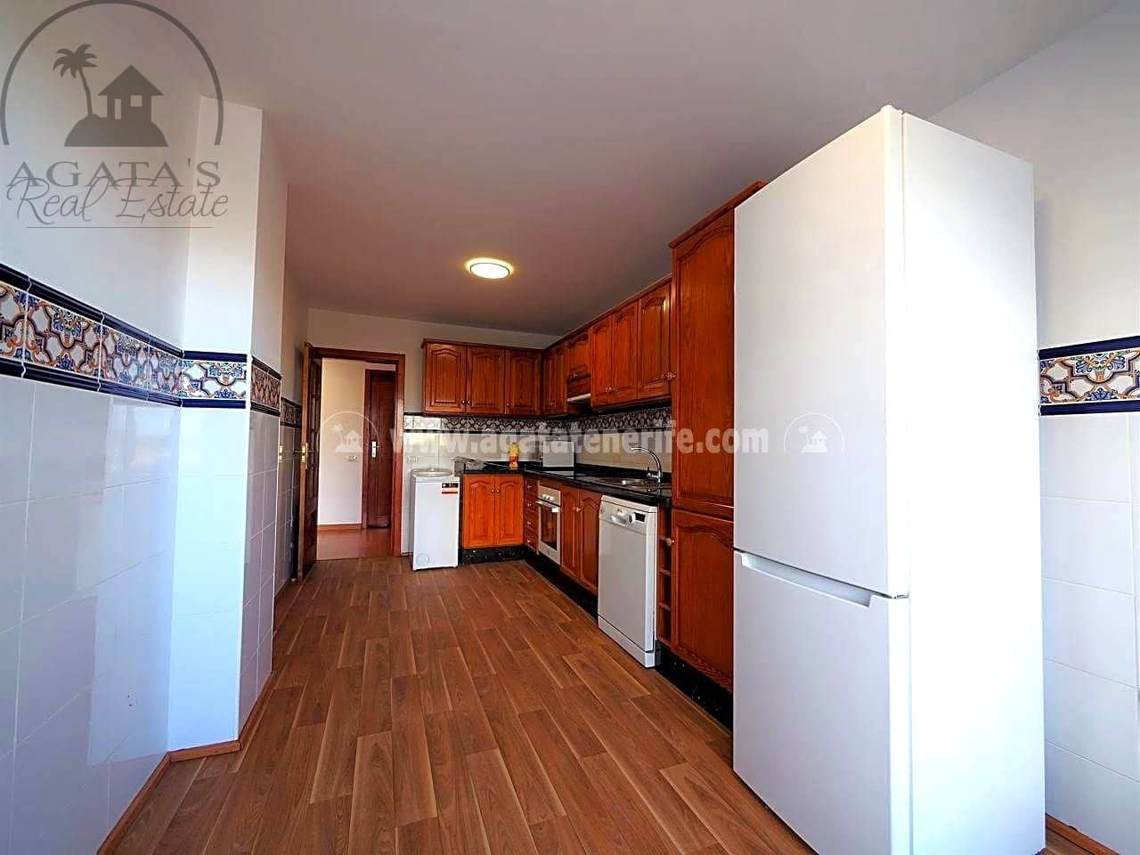 3 slaapkamer Flat te huur in Puerto de la Cruz met zwembad garage - € 1.900 (Ref: 9889486)