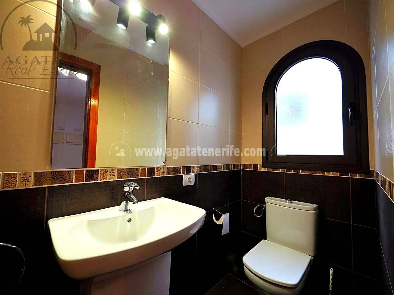 3 slaapkamer Flat te huur in Puerto de la Cruz met zwembad garage - € 1.900 (Ref: 9889486)