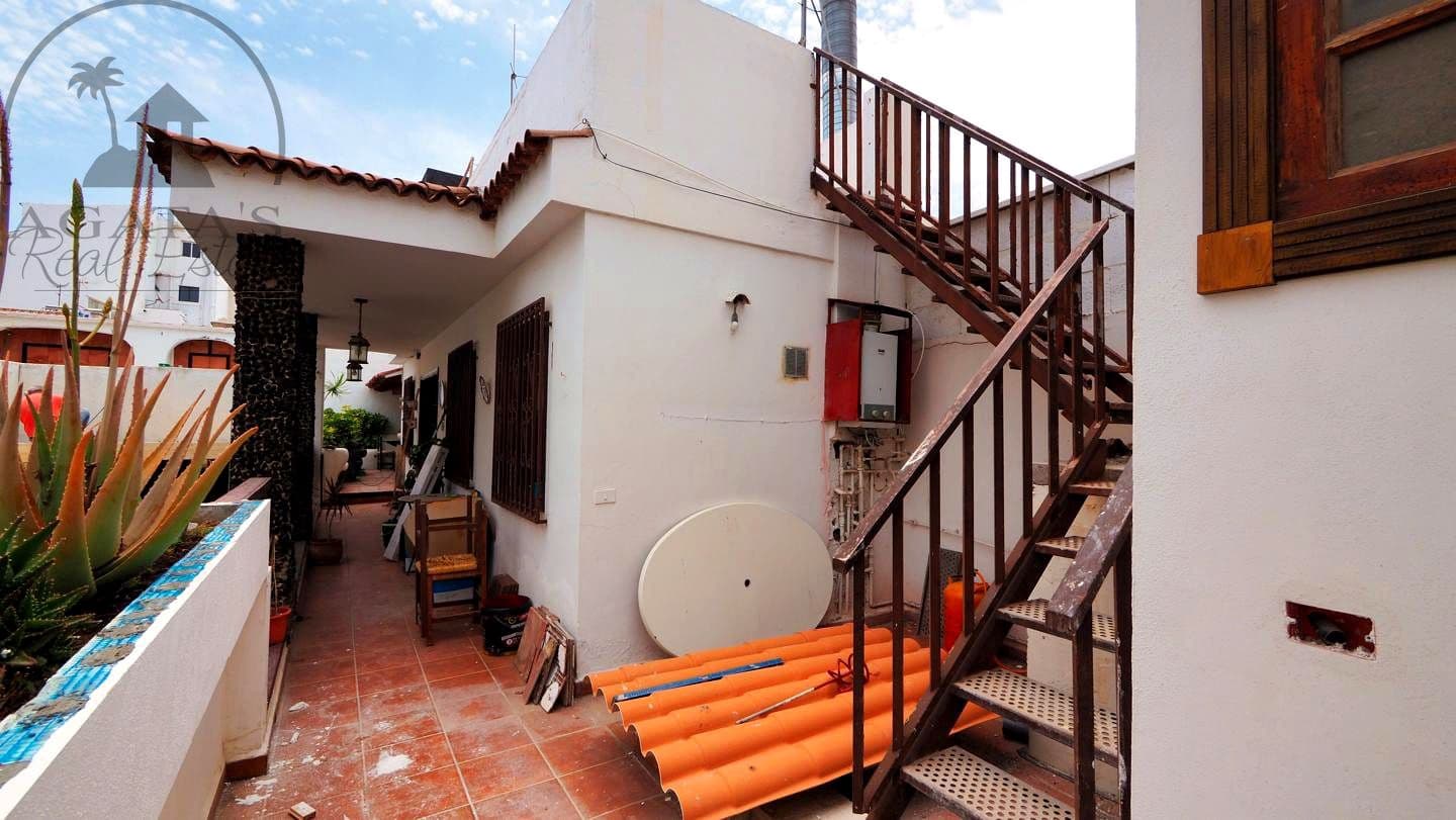 9 bedroom Villa for sale in Puerto de la Cruz with pool - € 1,625,000 (Ref: 9889621)