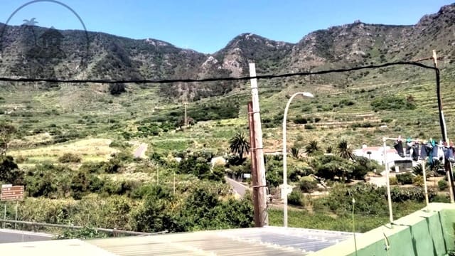 3 bedroom Villa for sale in El Palmar, Buenavista del Norte with garage - € 265,000 (Ref: 9909006)