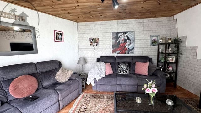 3 bedroom Villa for sale in El Palmar, Buenavista del Norte with garage - € 265,000 (Ref: 9909006)