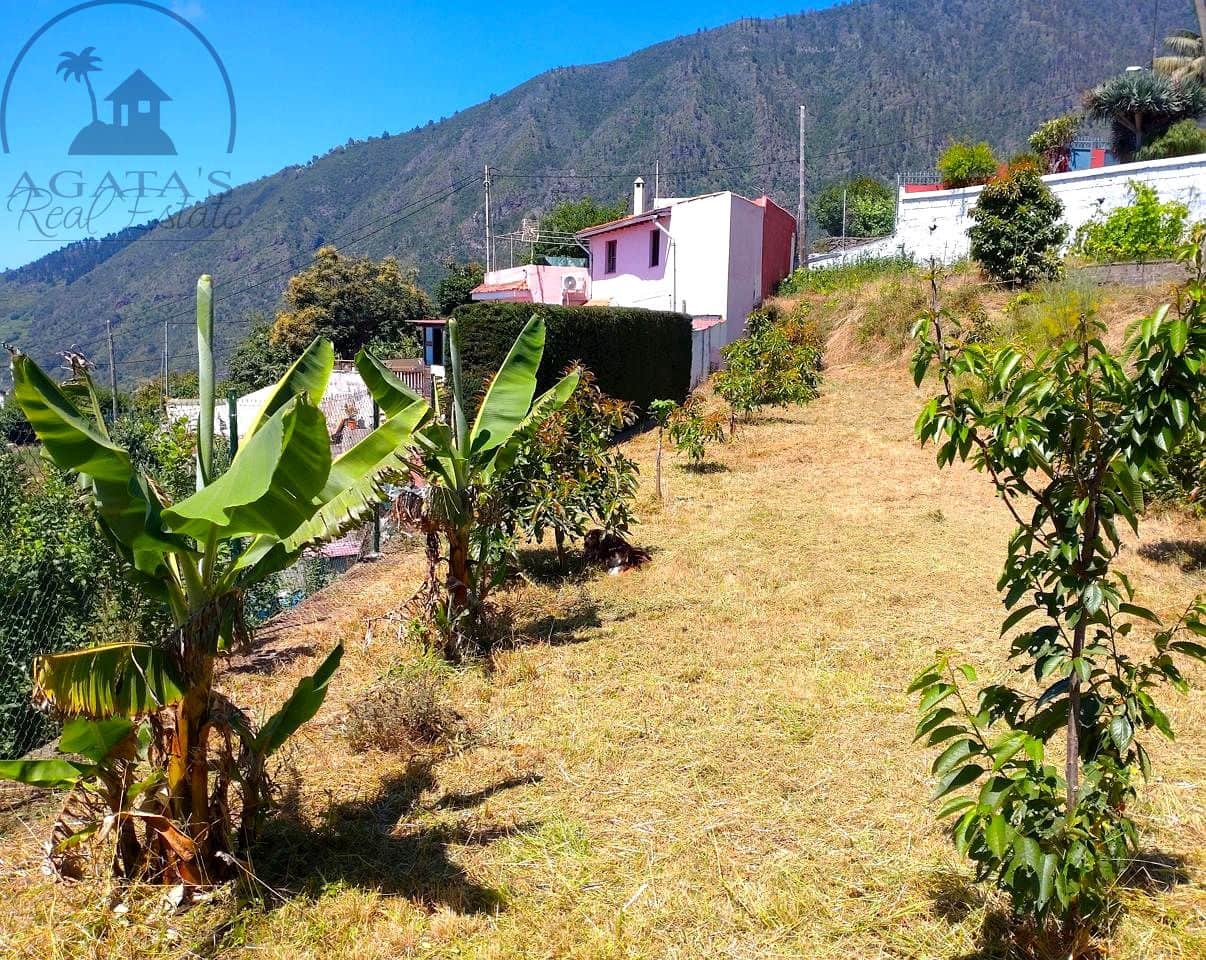 3 bedroom Finca/Country House for sale in La Orotava with garage - € 390,000 (Ref: 9935087)