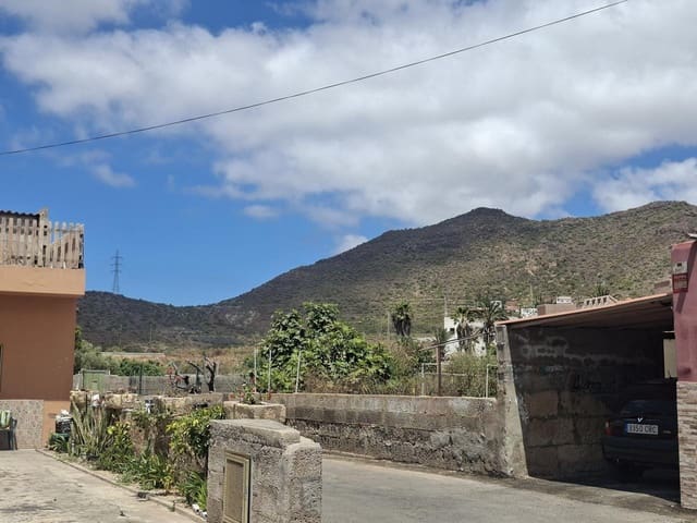 Ubebygd land til salgs i Cabo Blanco, Arona - € 150 000 (Ref: 9943876)