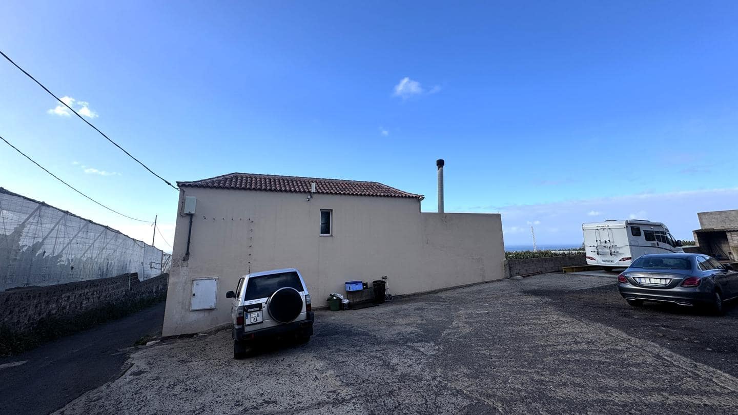 1 chambre Local Commercial à vendre à Buenavista del Norte - 2 200 000 € (Ref: 9961831)