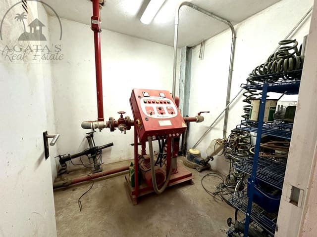 4 slaapkamer Commercieel te koop in Buenavista del Norte - € 399.000 (Ref: 9985865)