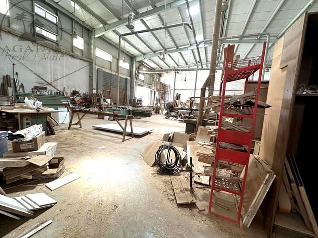 4 slaapkamer Commercieel te koop in Buenavista del Norte - € 399.000 (Ref: 9985865)