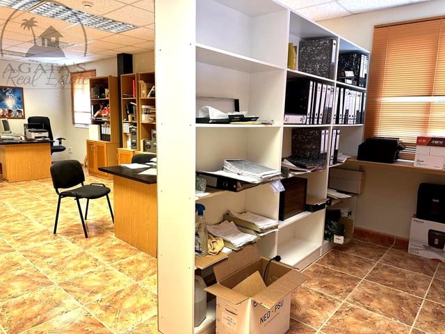 4 slaapkamer Commercieel te koop in Buenavista del Norte - € 399.000 (Ref: 9985865)