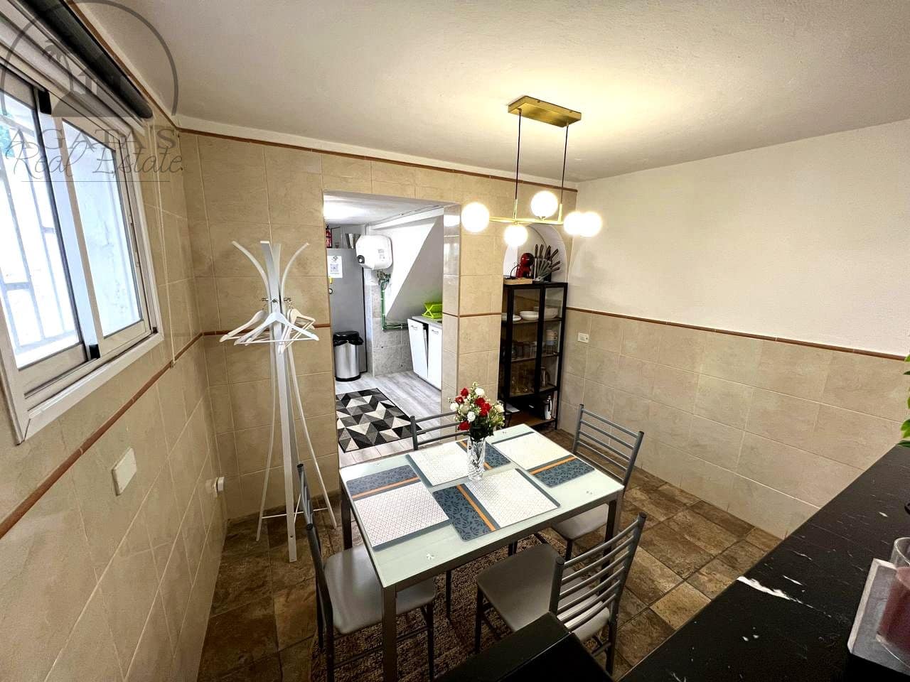4 bedroom Villa for sale in Los Realejos - € 285,000 (Ref: 9985866)