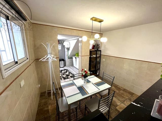 4 bedroom Villa for sale in Los Realejos - € 285,000 (Ref: 9985866)