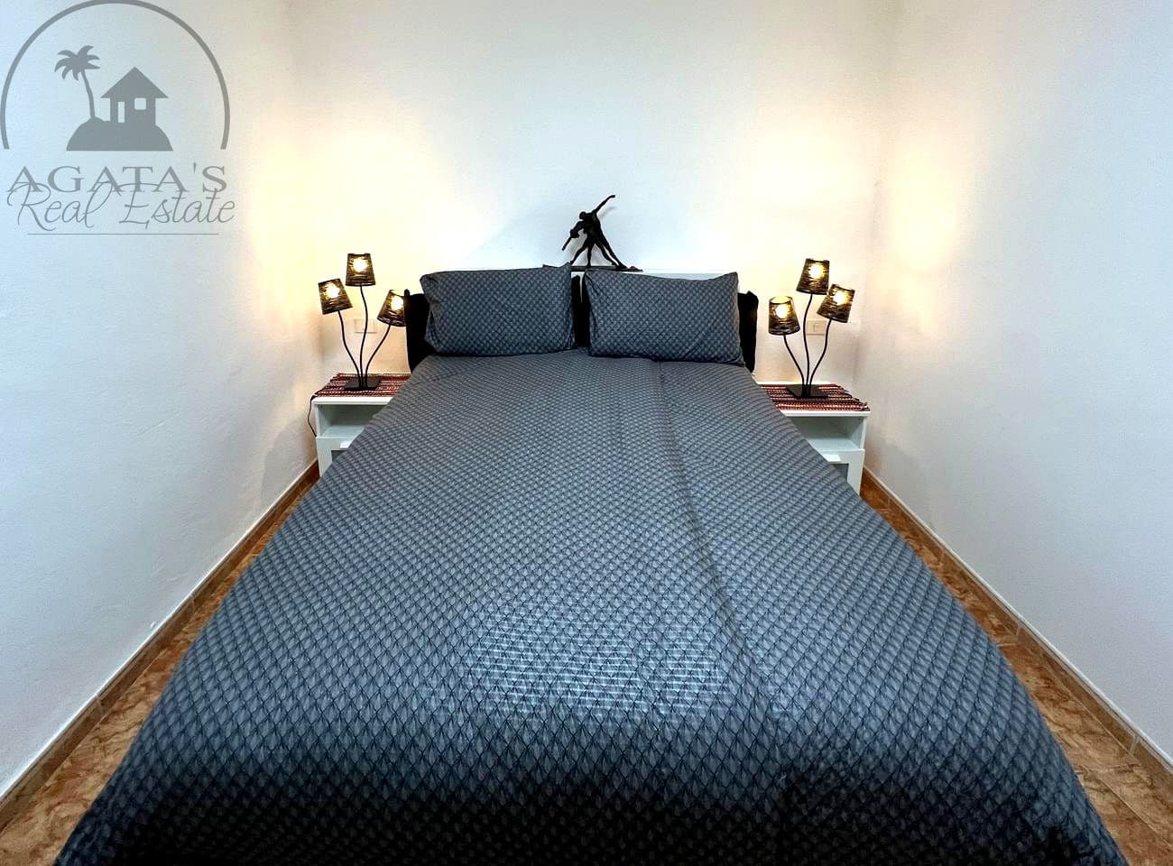 4 bedroom Villa for sale in Los Realejos - € 285,000 (Ref: 9985866)