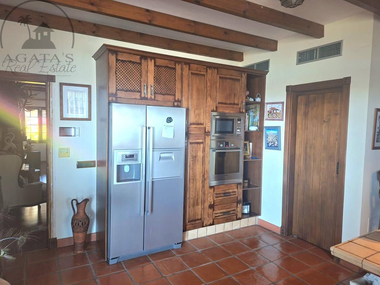 4 makuuhuone Huvila myytävänä paikassa San Miguel de Abona mukana uima-altaan - 4 800 000 € (Ref: 9993658)