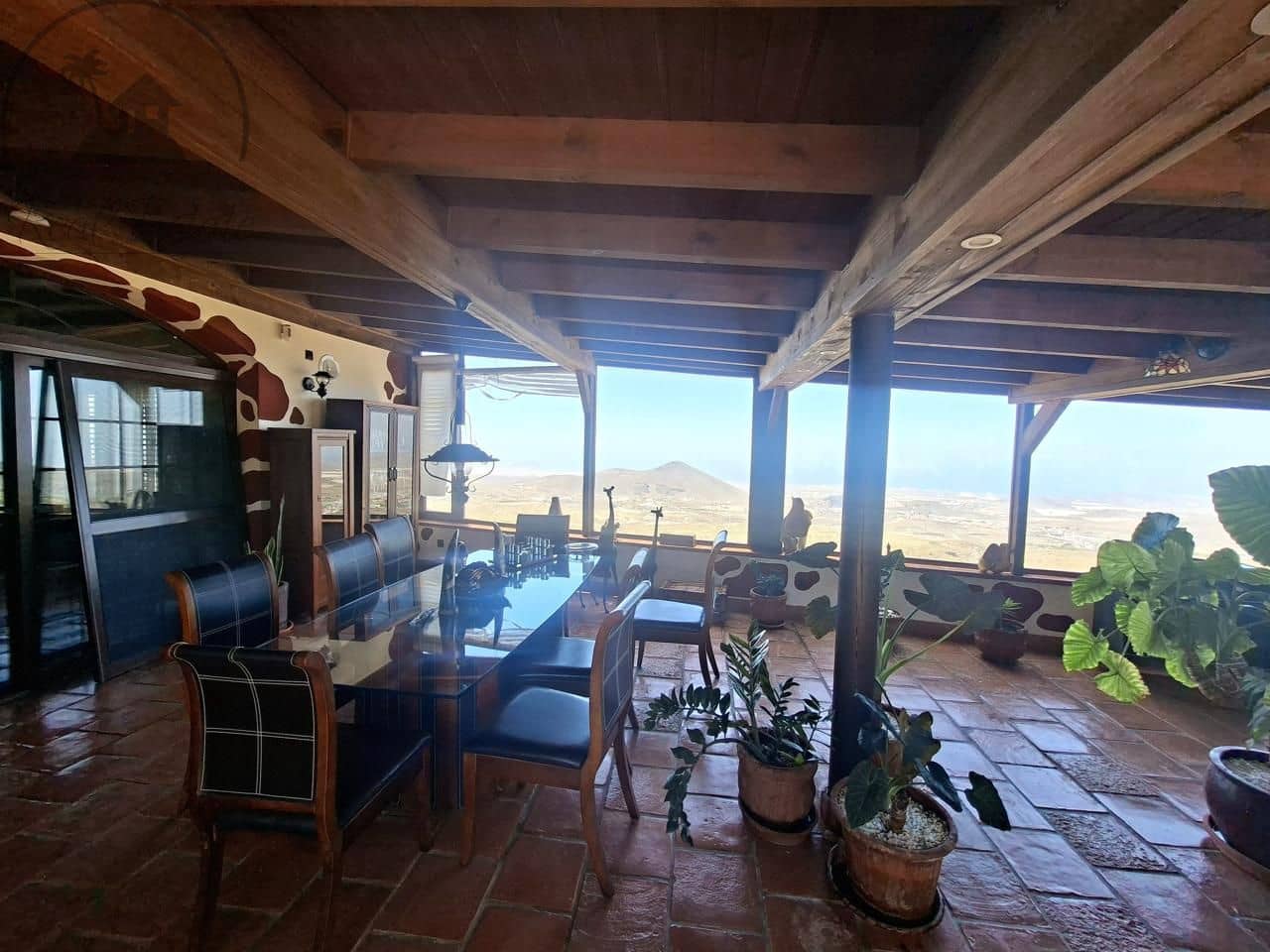 4 makuuhuone Huvila myytävänä paikassa San Miguel de Abona mukana uima-altaan - 4 800 000 € (Ref: 9993658)