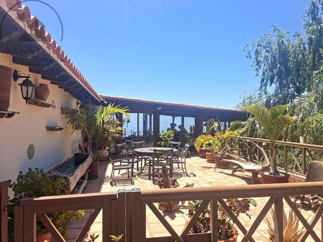 Chalet de 4 habitaciones en San Miguel de Abona en venta con piscina - 4.800.000 € (Ref: 9993658)