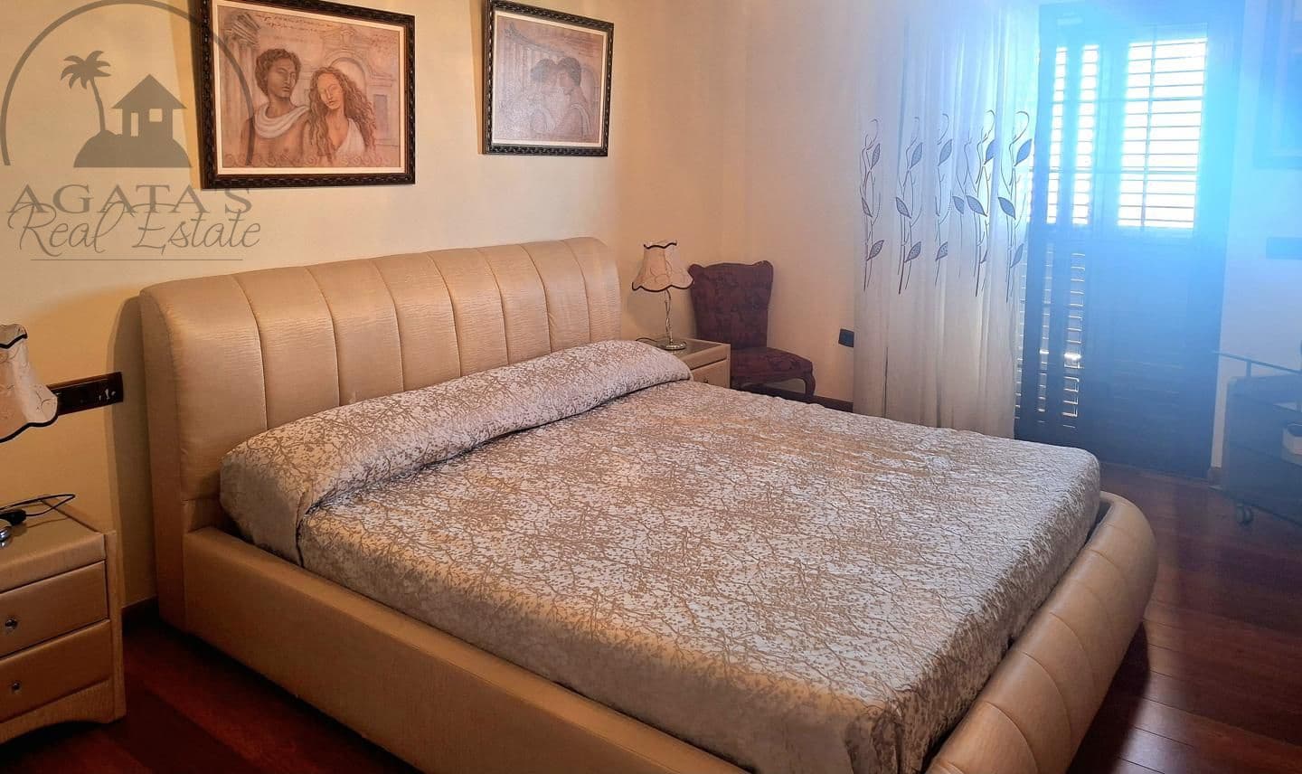 4 makuuhuone Huvila myytävänä paikassa San Miguel de Abona mukana uima-altaan - 4 800 000 € (Ref: 9993658)