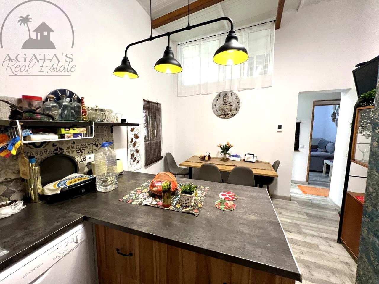 Chalet de 4 habitaciones en Icod de los Vinos en venta con garaje - 285.000 € (Ref: 9994714)