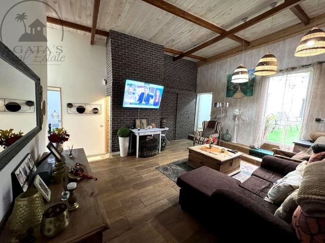 Chalet de 4 habitaciones en Icod de los Vinos en venta con garaje - 285.000 € (Ref: 9994714)