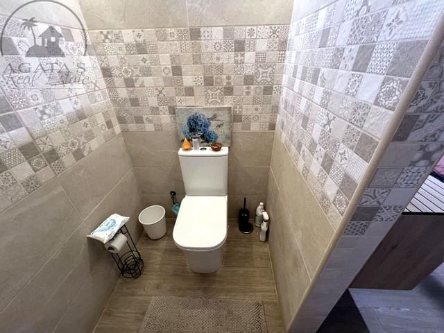 Chalet de 4 habitaciones en Icod de los Vinos en venta con garaje - 285.000 € (Ref: 9994714)