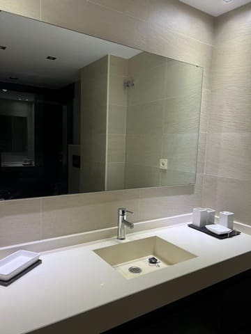 Piso de 3 habitaciones en Las Morillas, Málaga ciudad en alquiler - 1.450 € (Ref: 10048555)