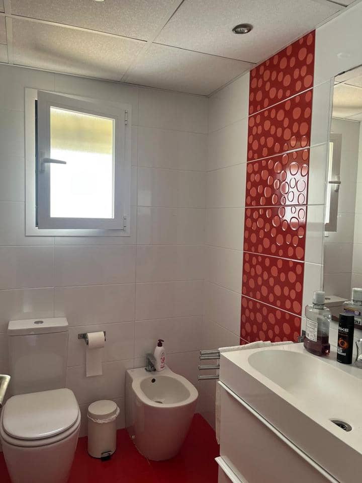 3 soverom Leilighet til leie i Malaga by - € 1 450 (Ref: 10048555)