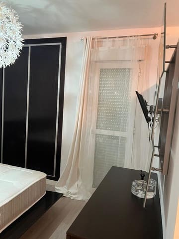 Piso de 3 habitaciones en Las Morillas, Málaga ciudad en alquiler - 1.450 € (Ref: 10048555)