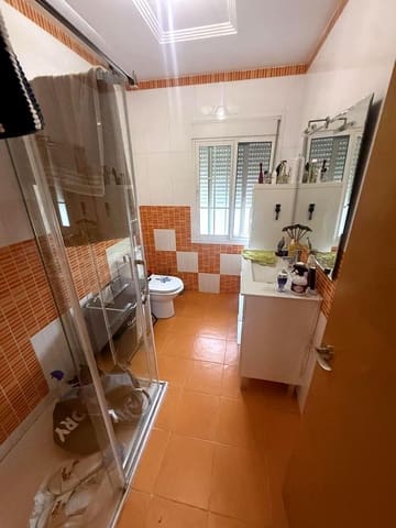 2 sovrum Lägenhet att hyra i Pol Alameda, Málaga stad - 1 000 € (Ref: 10088714)