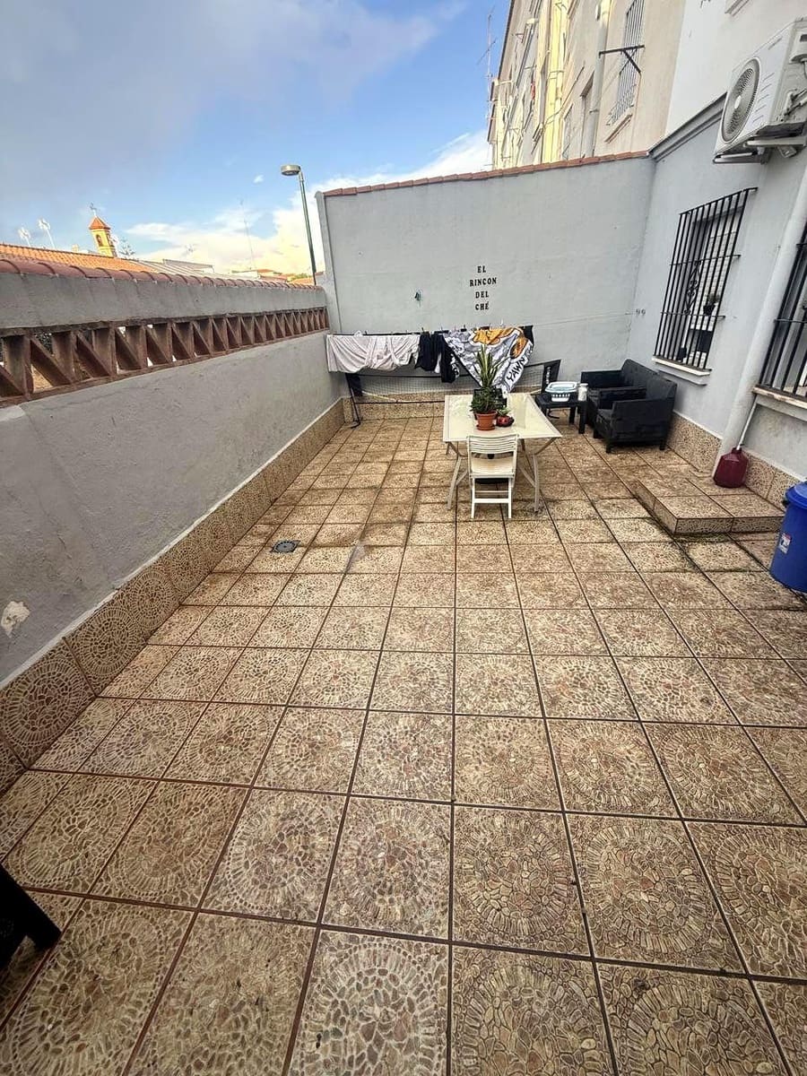 2 sovrum Lägenhet att hyra i Malaga stad - 1 000 € (Ref: 10088714)