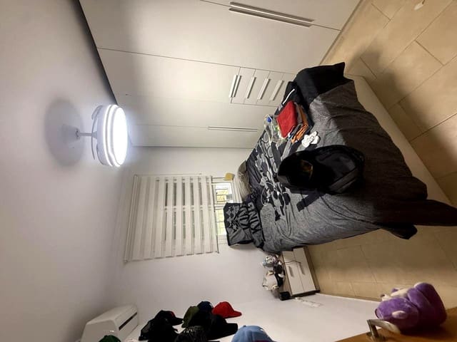 2 sovrum Lägenhet att hyra i Pol Alameda, Málaga stad - 1 100 € (Ref: 10088714)
