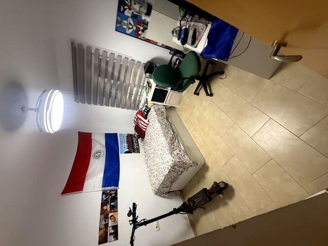2 sovrum Lägenhet att hyra i Pol Alameda, Málaga stad - 1 100 € (Ref: 10088714)