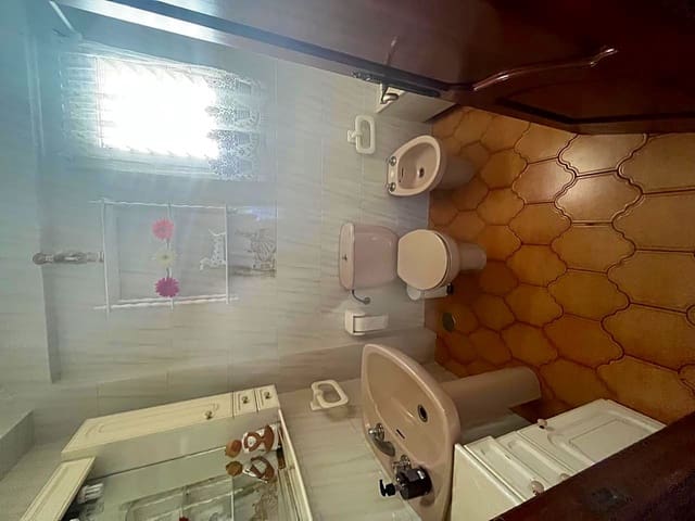 3 Zimmer Wohnung zu vermieten in Las Delicias, Málaga Stadt mit Garage - 1.300 € (Ref: 10148023)