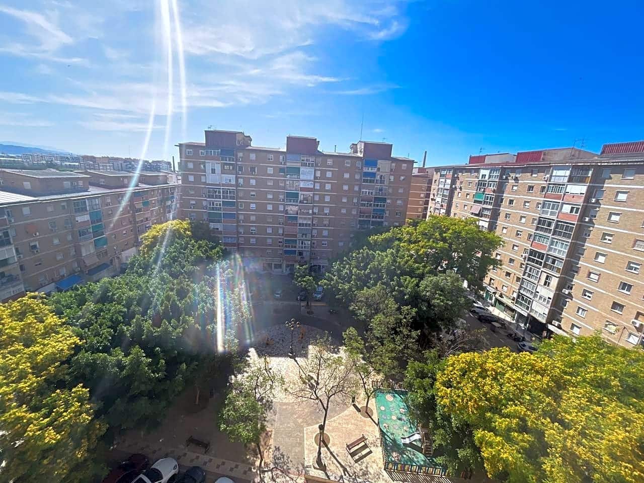 3 Zimmer Wohnung zu vermieten in Malaga Stadt mit Garage - 1.300 € (Ref: 10148023)